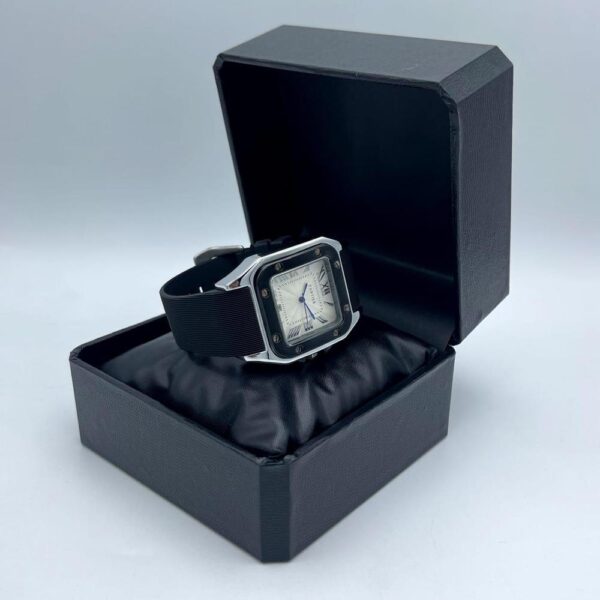 Cartier Men Round Case Quartz Watch