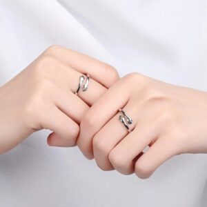 couple hug pair ring