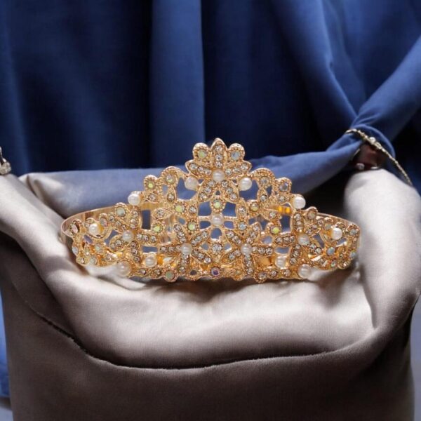 gold plated vintage tiara with crystal and pearl crown for elegant style