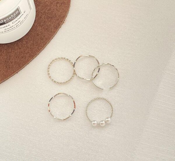 silver plated alloy 5 ring set with stylish designs