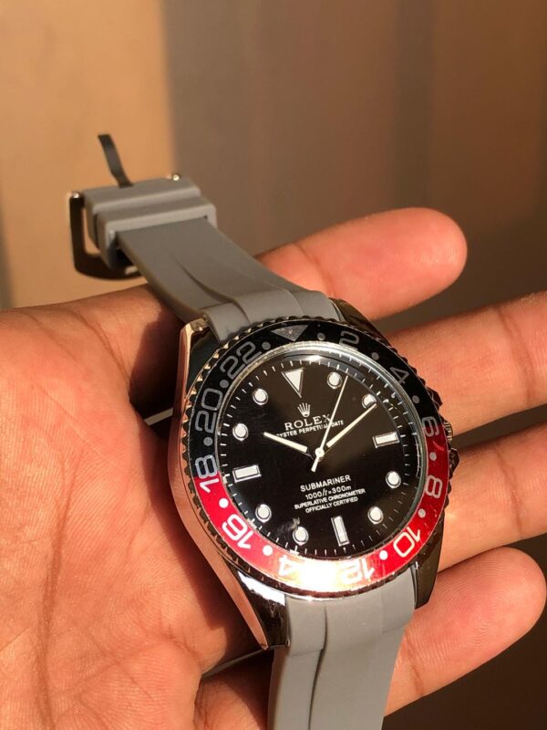 Men Rubber Water Resistant Quartz Watch