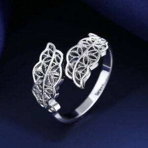 leaf style adjustable ring with delicate design