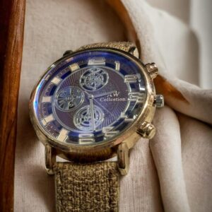 Men Brown Leather Strap Quartz Analogue Watch