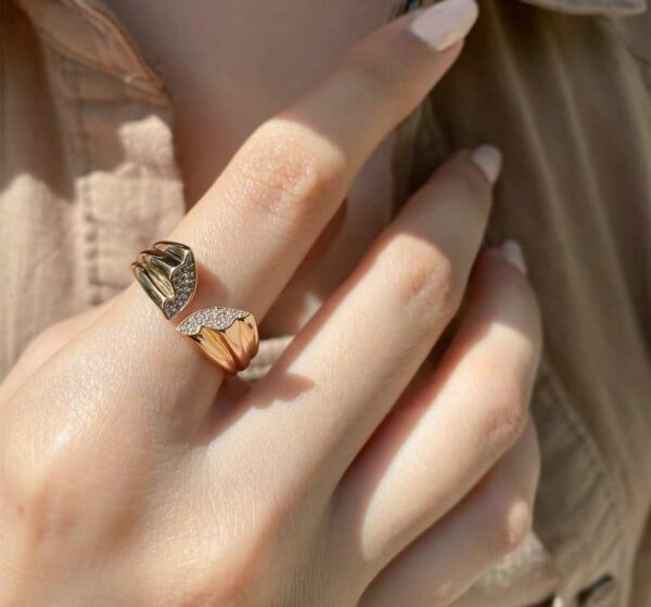butterfly elegant golden plated metal ring with intricate design