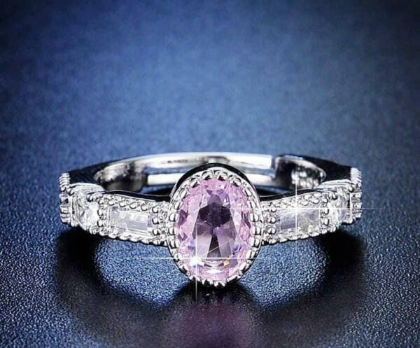 elegant oval adjustable ring with refined design