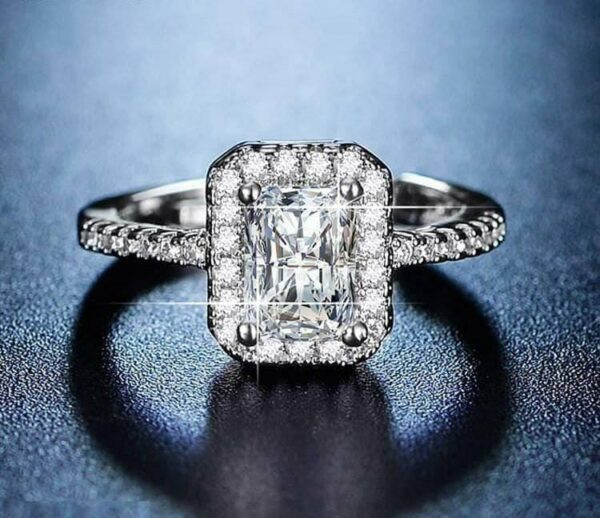cushion cut zircon silver rhodium plated ring with elegant finish