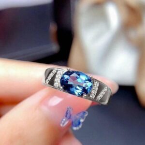silver rhodium plated adjustable ring with polished finish