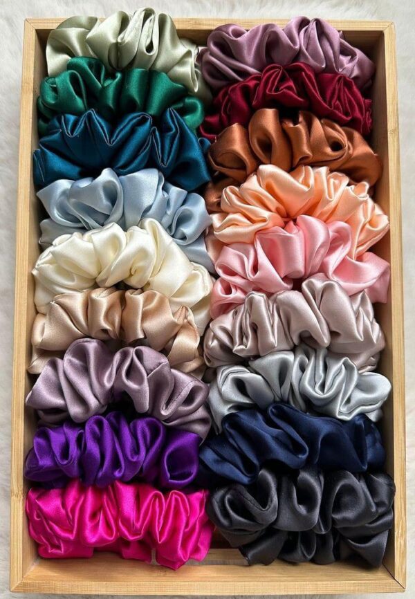 pack of 6 silk hair scrunchies for gentle hold