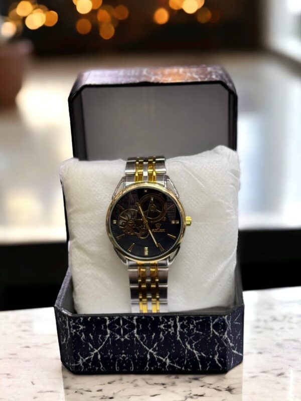 Men Silver Stainless Steel Quartz Analogue Watch
