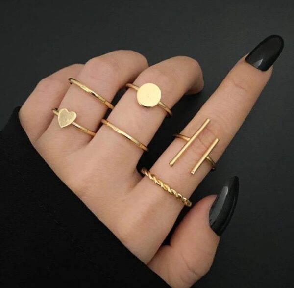 stylish set of six adjustable rings with versatile designs