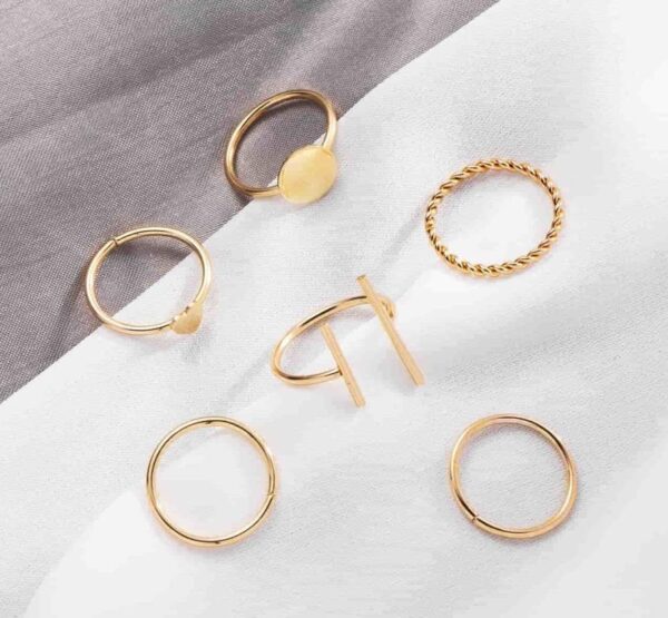 stylish set of six adjustable rings with versatile designs