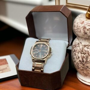 Men Stainless Steel Textured Strap Watch