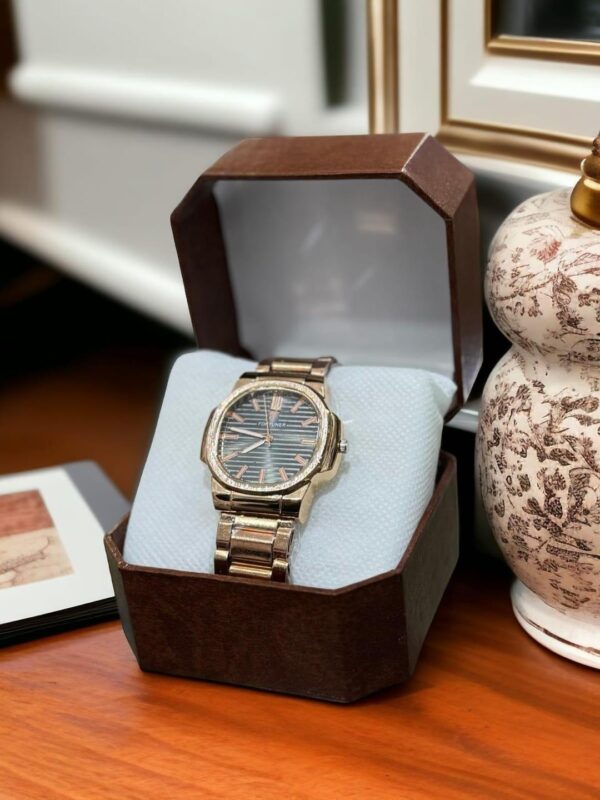 Men Stainless Steel Textured Strap Watch