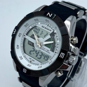 Men Rubber Strap Quartz Watch