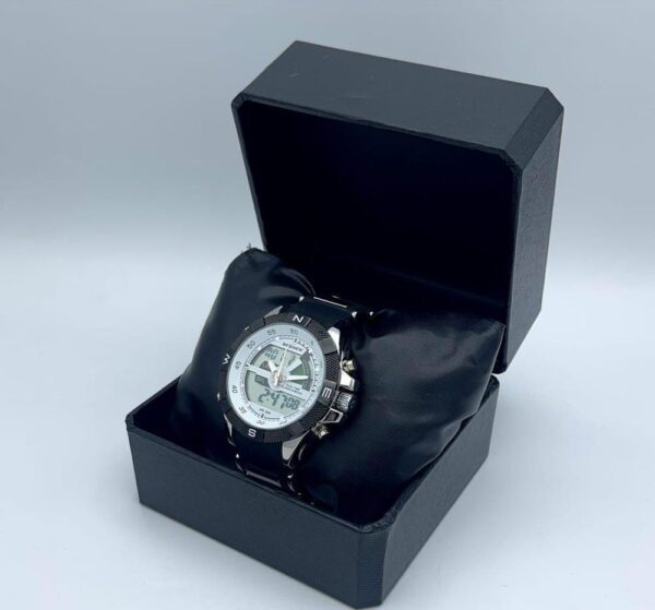 Men Rubber Strap Quartz Watch