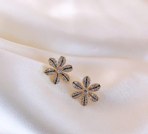 Flower Style Alloy Stud Earrings