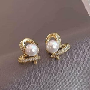 Adorable Heart Style Metal Earrings