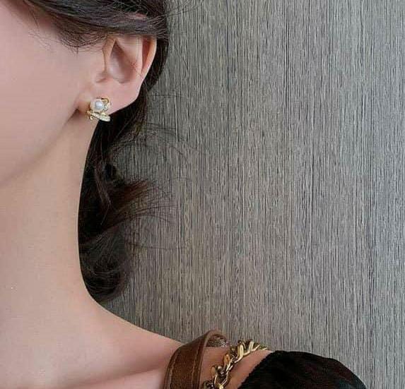 Adorable Heart Style Metal Earrings