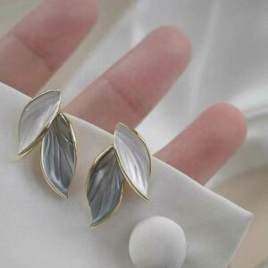 Leaf White Grey Metal Earrings