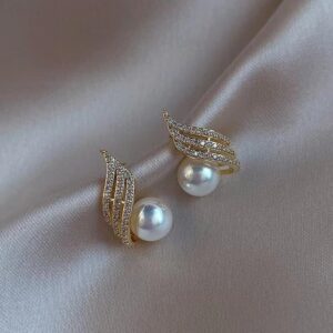 Elegant Pearl Alloy Earrings