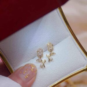 Rose Shape Stylish Tops Earrings