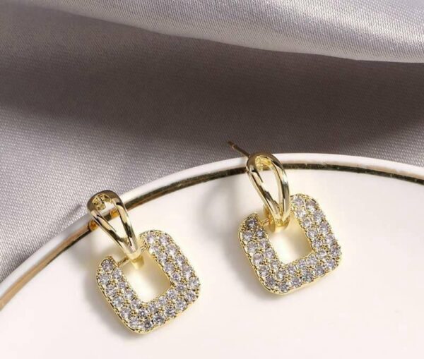 Elegant Tear Square Drop Earrings