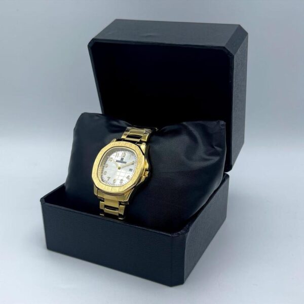 Universal Point Men Stainless Steel Quartz Watch