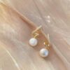 Zigzag Pearl Design Alloy Earrings
