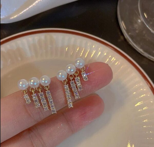 Elegant Gold Plated Pearl Earring